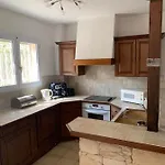 Bord De וילה סרביון